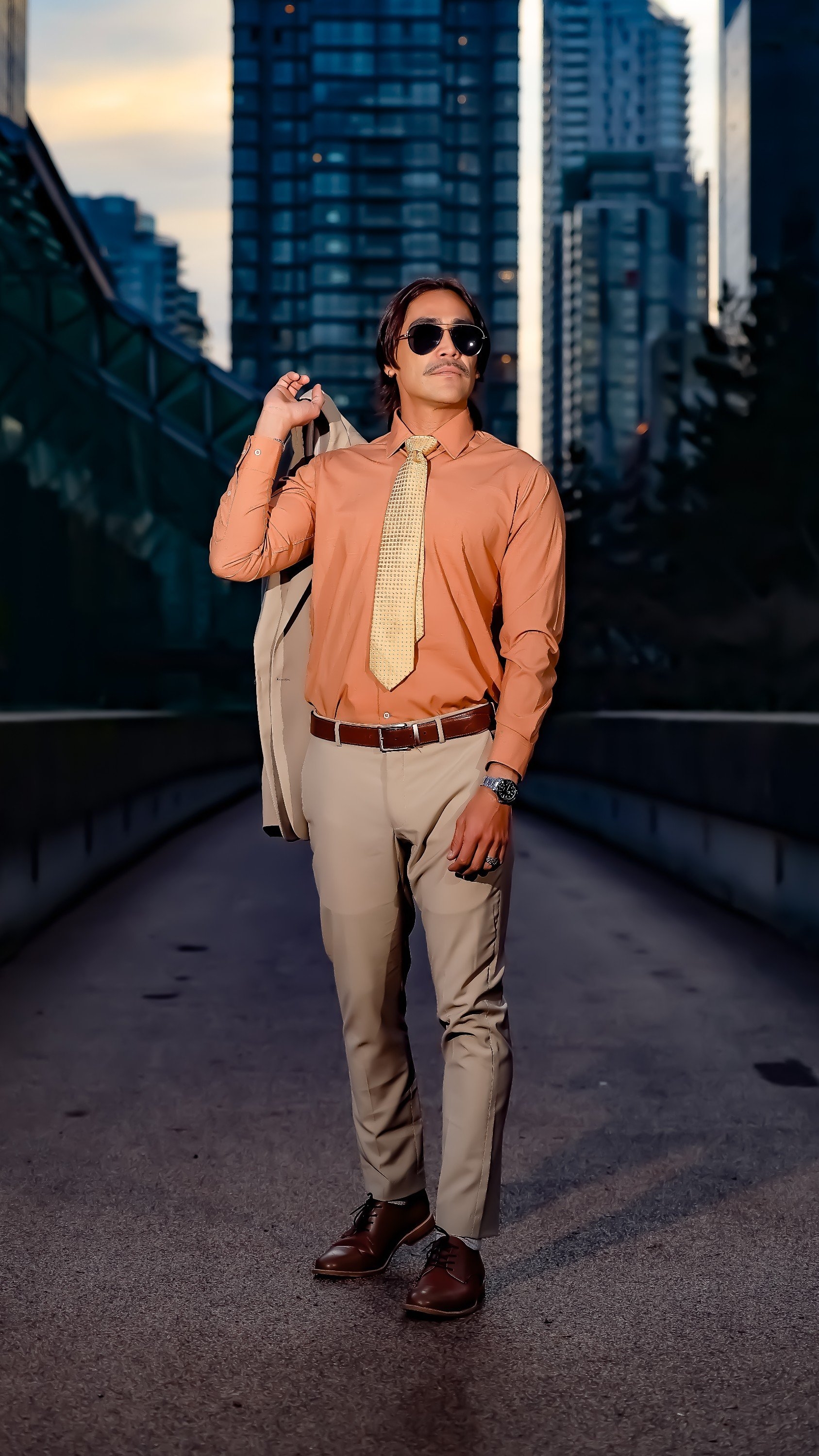 carousel-hero-element image-1